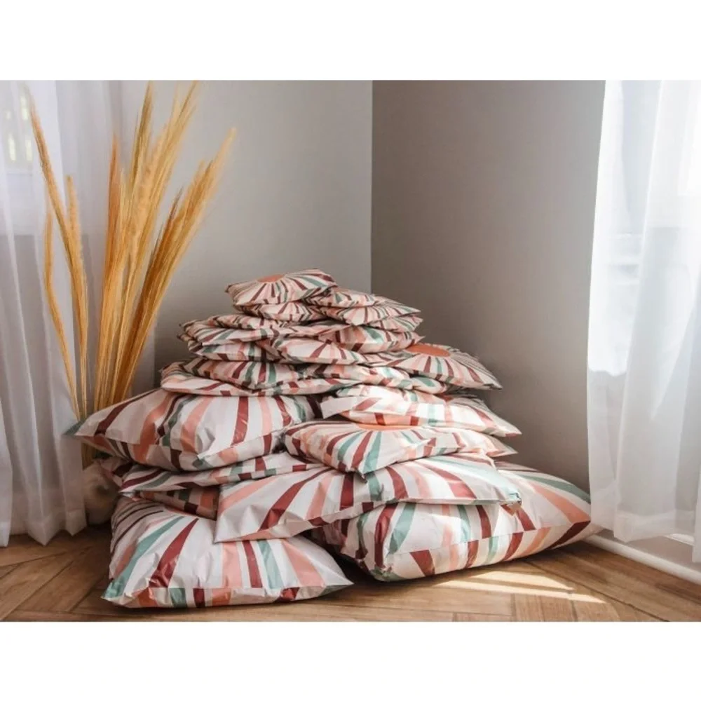 14x17 (10) Retro Sunburst Pattern Polymailers